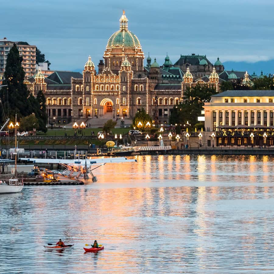 Seattle: Victoria, BC Round-Trip Ferry Tour - How the 13.5 hours shape your day