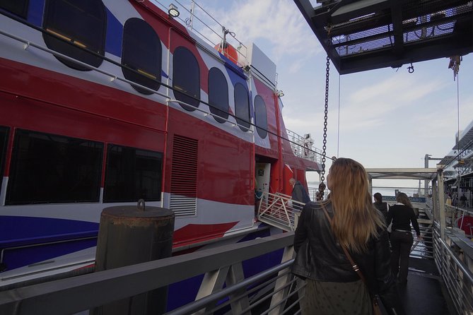 Seattle, WA to Victoria, BC High-Speed Passenger Ferry: ONE-WAY - Boarding the catamaran: seating classes and what you should choose