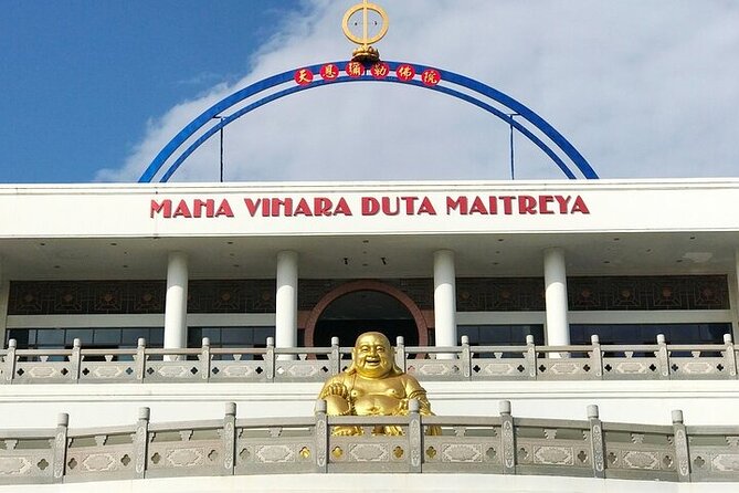 SMALL GROUP: Batam day tour with Ferry, 1-hour Massage, and Lunch from Singapore - Mini Indonesia, Kueh lapis tasting, and Raja Ali Haji museum time