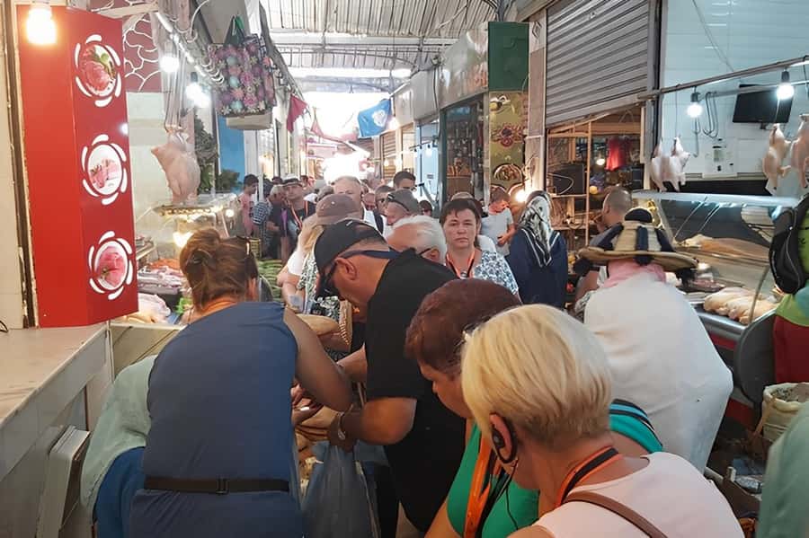 Tarifa/Algeciras: Tangier Private Day Tour with Ferry Ticket - Beyond the big sights: how this itinerary adds meaning