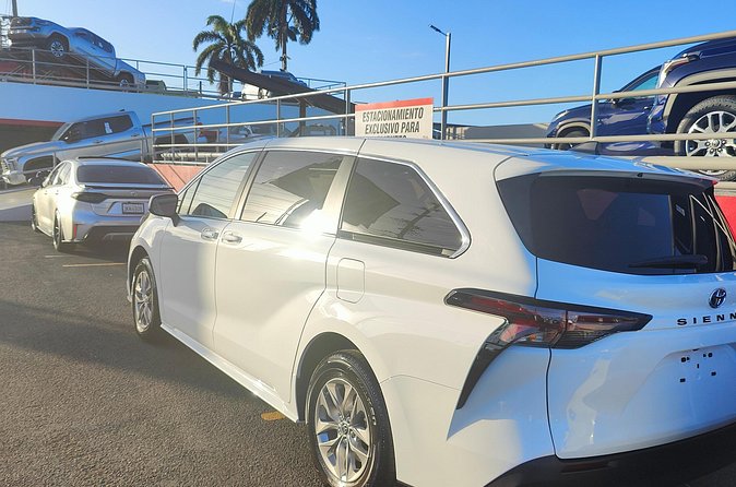 Taxi Service from Ceiba Ferry Terminal and Airport to San Juan - Airport Arrival: Why a Door-to-Door Transfer Pays Off