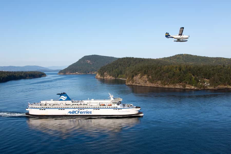 Vancouver: Victoria Seaplane Tour with Return Bus and Ferry - The 35-Minute Seaplane: Vancouver Harbour to Victoria Inner Harbour