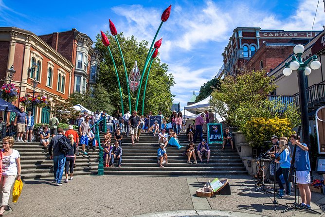 Victoria & Butchart Gardens Tour with Ferry from Vancouver - What to Pack (So You Don’t Regret Anything)